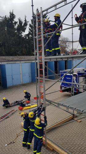 46156105_1879326472175391_4008204050611830784_o