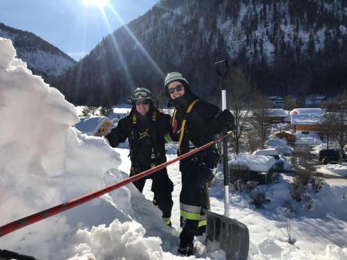 49948388_1968453336596037_2328519852421021696_n