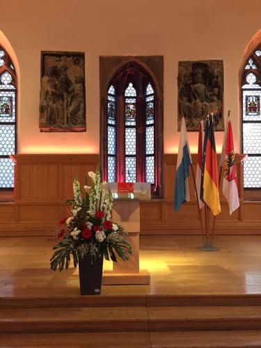 54255750_2051727631601940_6366597861592793088_n